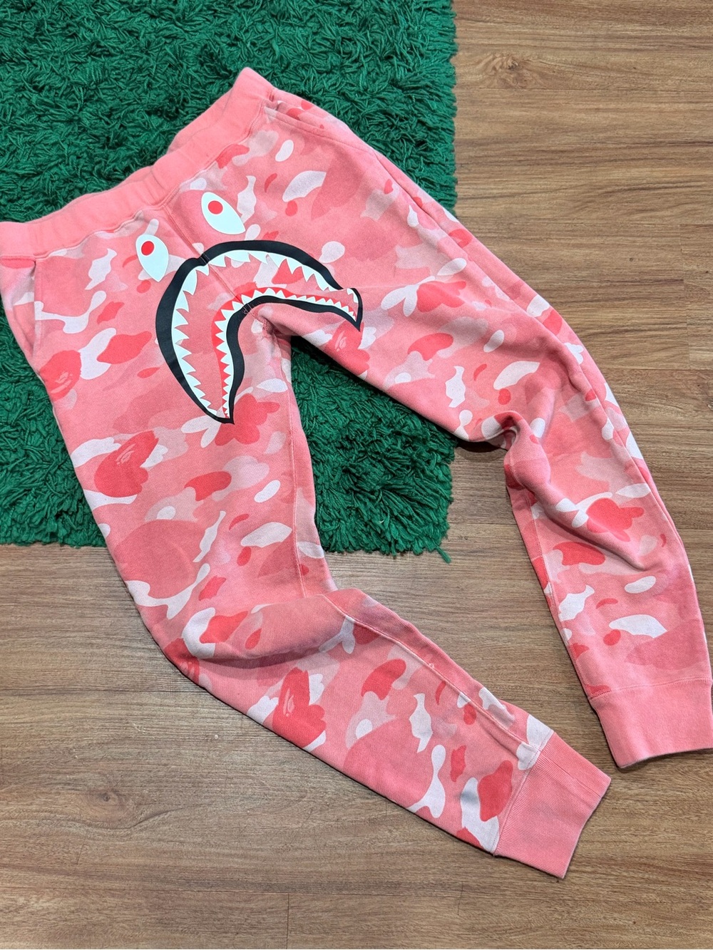 BAPE Pink Shark Camo Sweatpants - Pink - Small - PreOwned